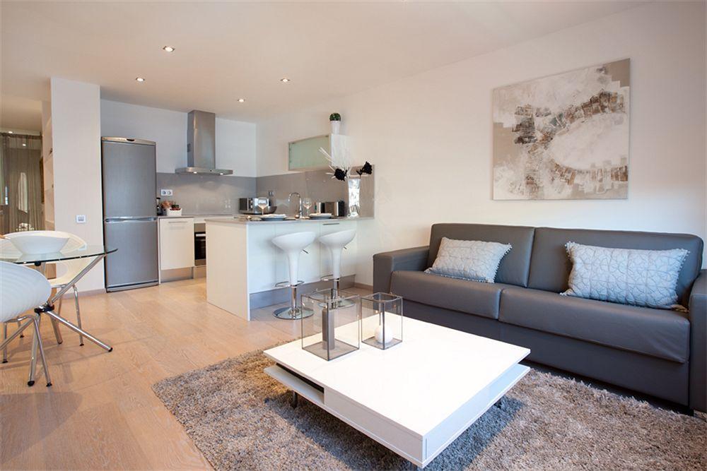 Rent Top Apartments Near Plaza De Catalunya 巴塞罗那 外观 照片