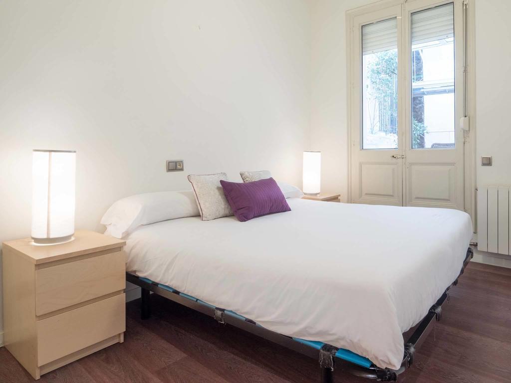 Rent Top Apartments Near Plaza De Catalunya 巴塞罗那 客房 照片