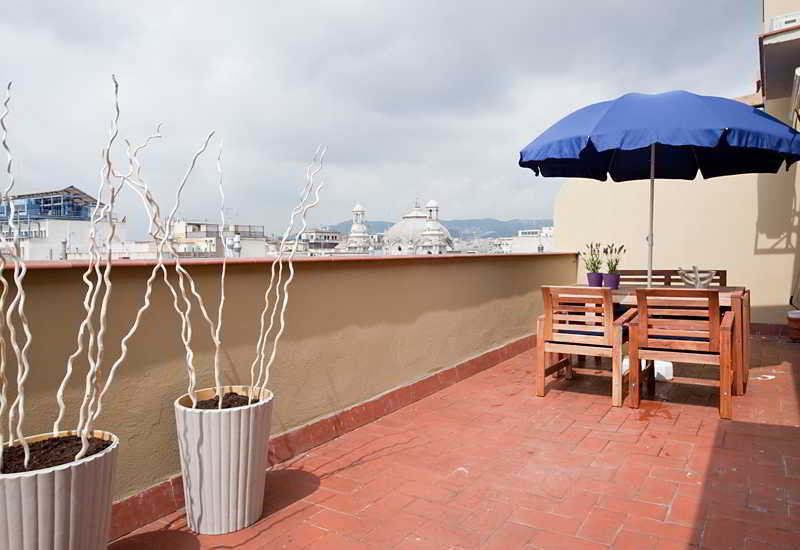 Rent Top Apartments Near Plaza De Catalunya 巴塞罗那 外观 照片
