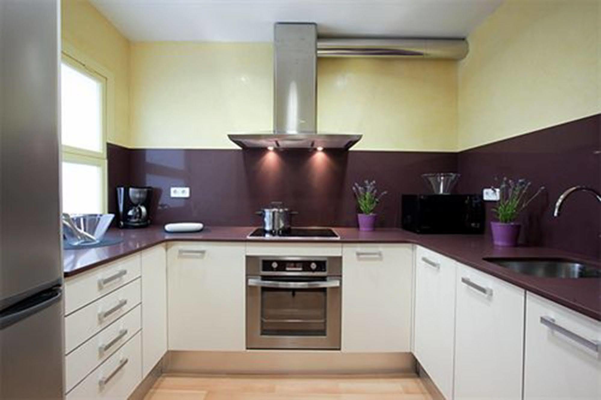 Rent Top Apartments Near Plaza De Catalunya 巴塞罗那 外观 照片