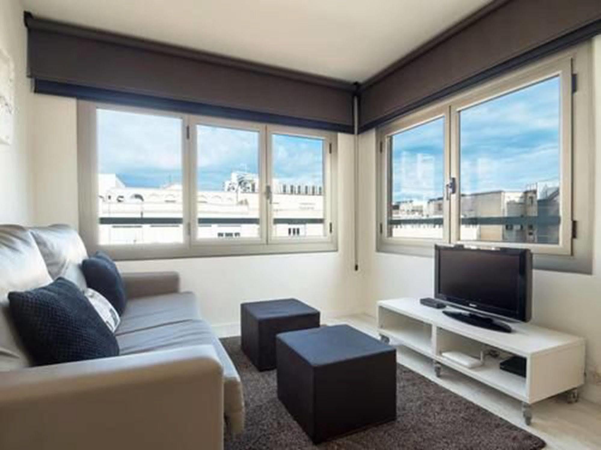 Rent Top Apartments Near Plaza De Catalunya 巴塞罗那 外观 照片