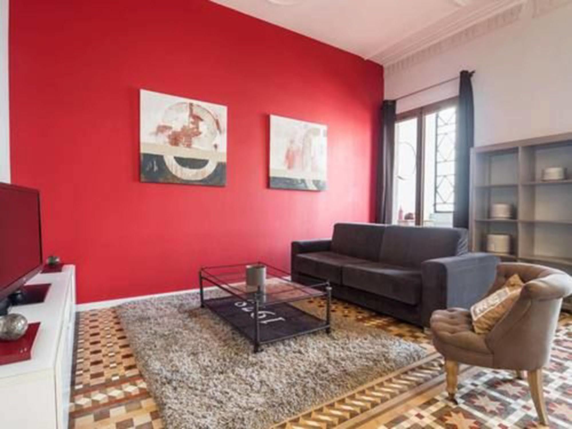 Rent Top Apartments Near Plaza De Catalunya 巴塞罗那 外观 照片